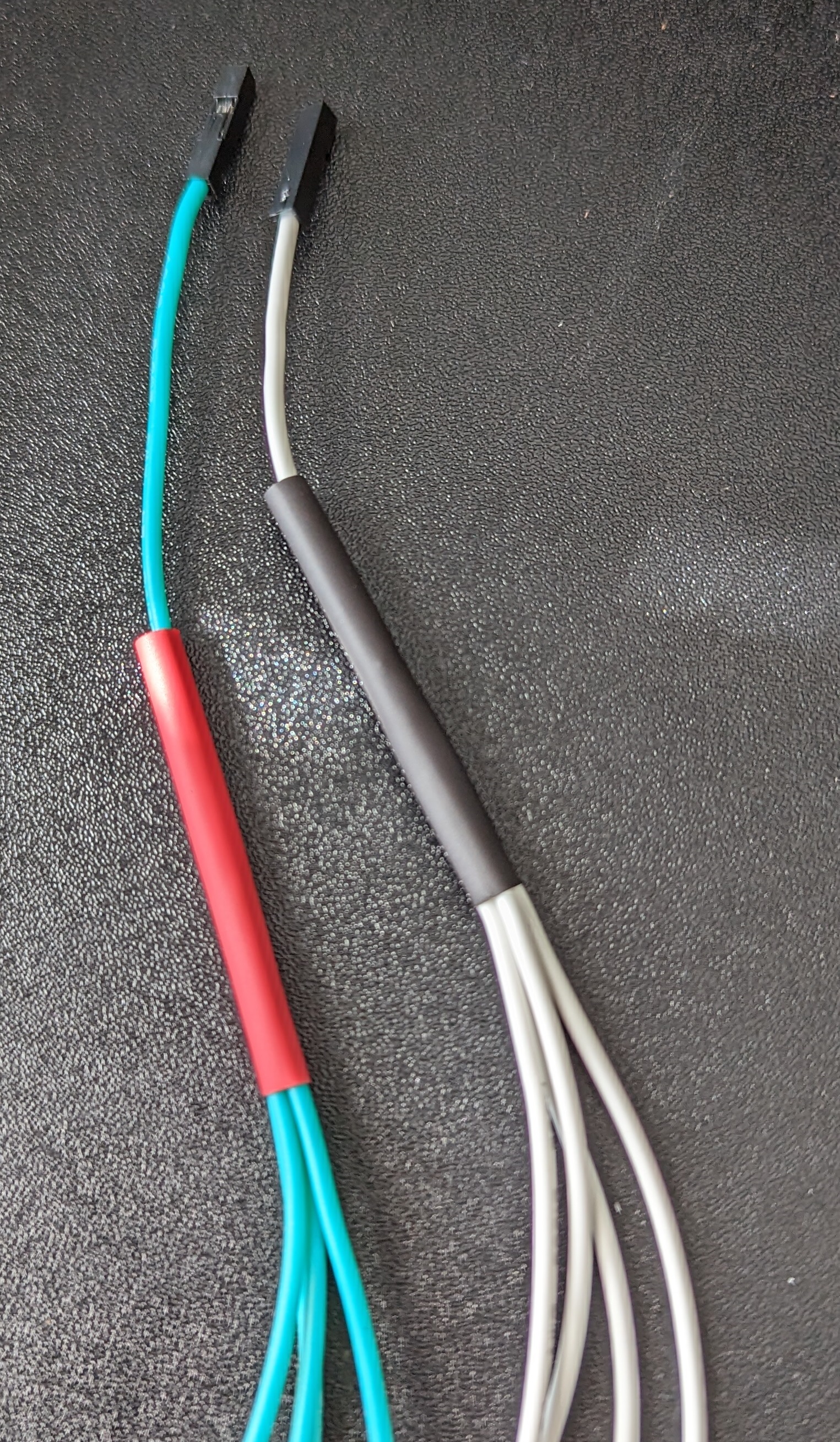 4-to-1 power and ground wires for the DHTs